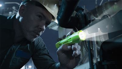 3315RZ1 Flashlight 02